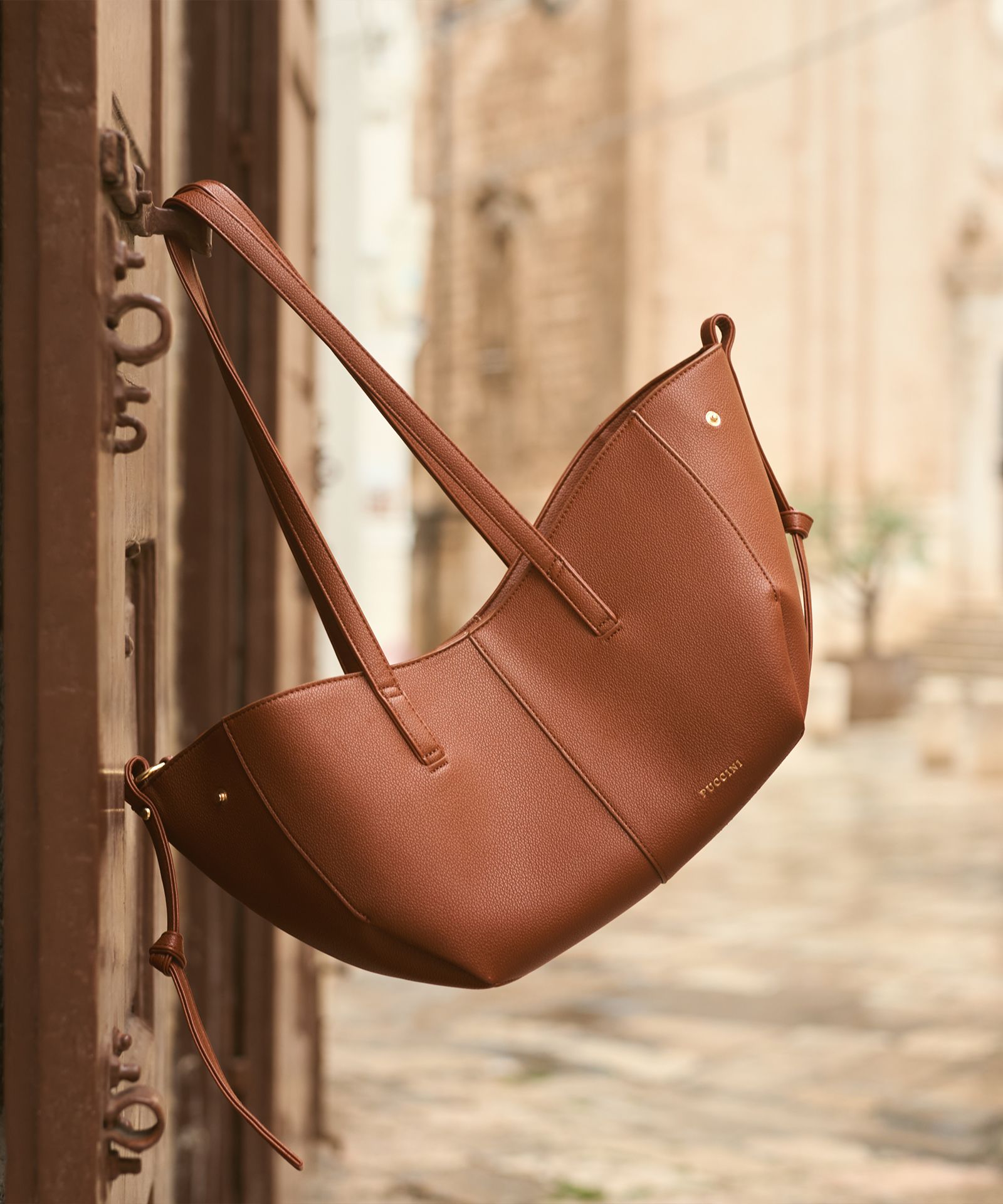 Shopperka z możliwością zmiany kształtu brązowa