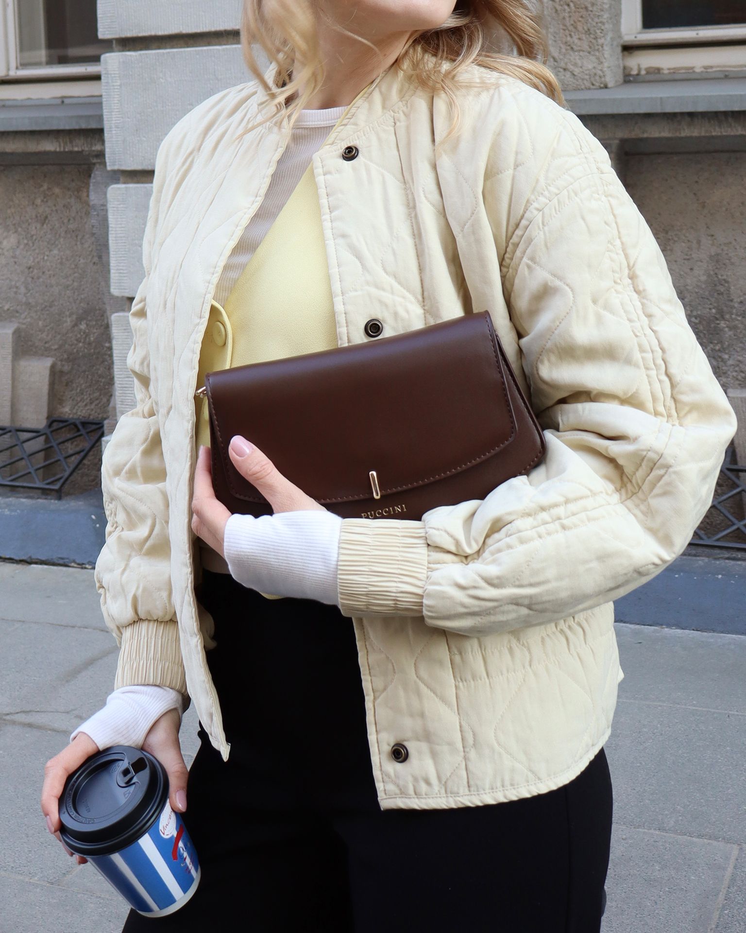 Torebka damska z przegrodami mała brązowa