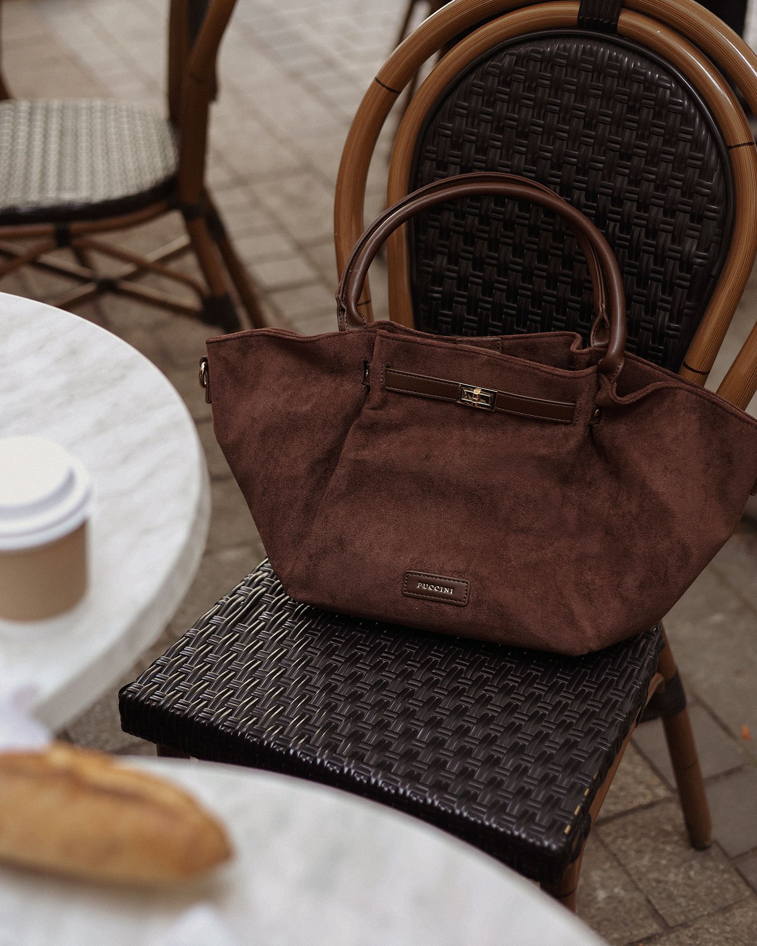 Torebka damska z zamszu ekologicznego brązowa