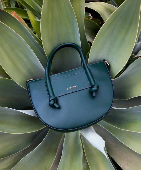 Torebka damska mała crossbody z uchwytami ze skóry ekologicznej ciemnozielona