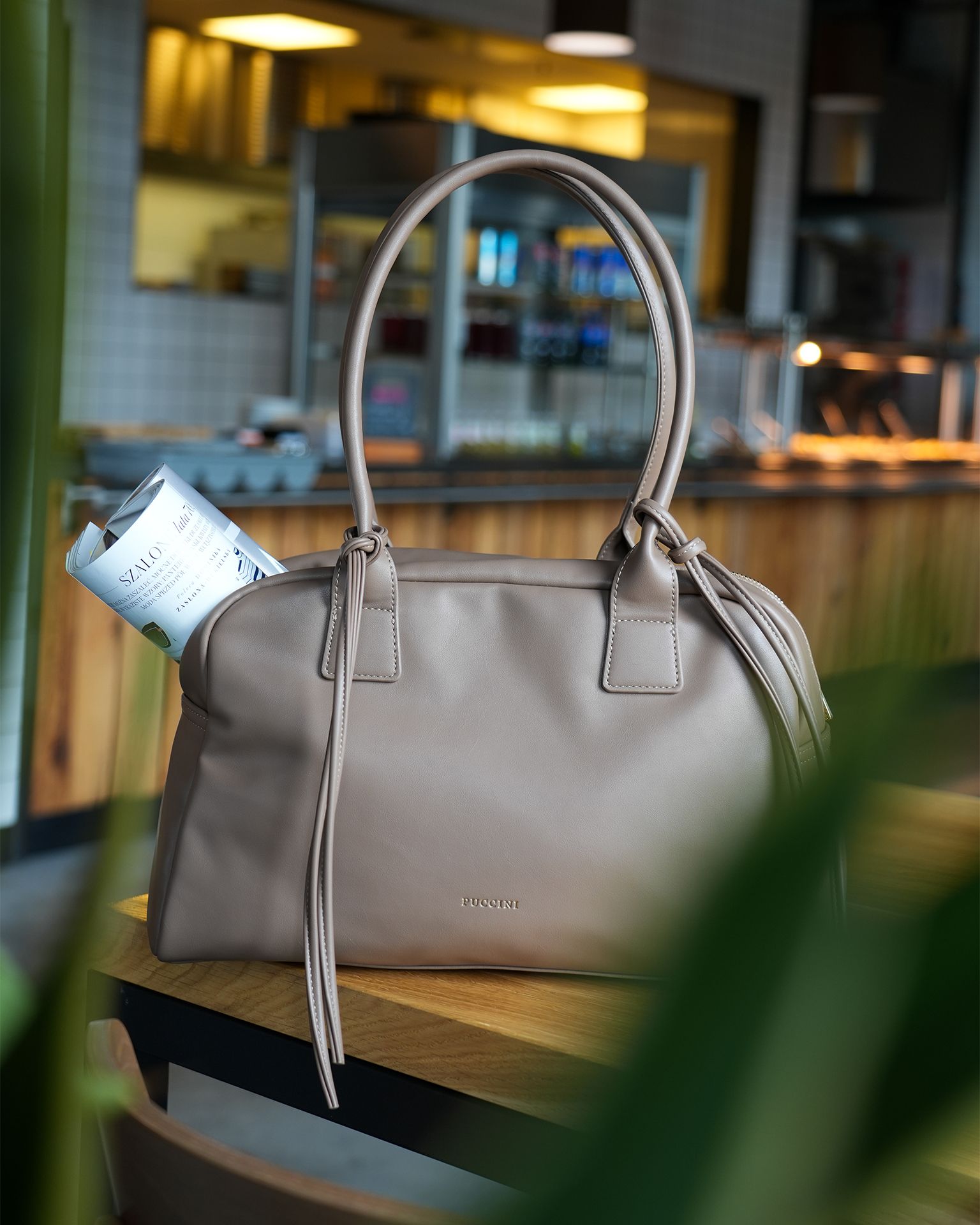 Torebka damska kuferek duża beżowa