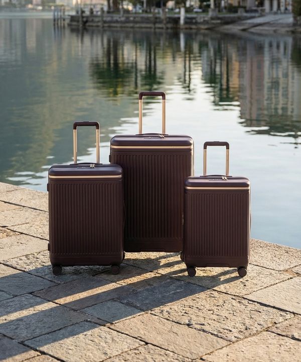 Walizka średnia z poliwęglanu brązowa