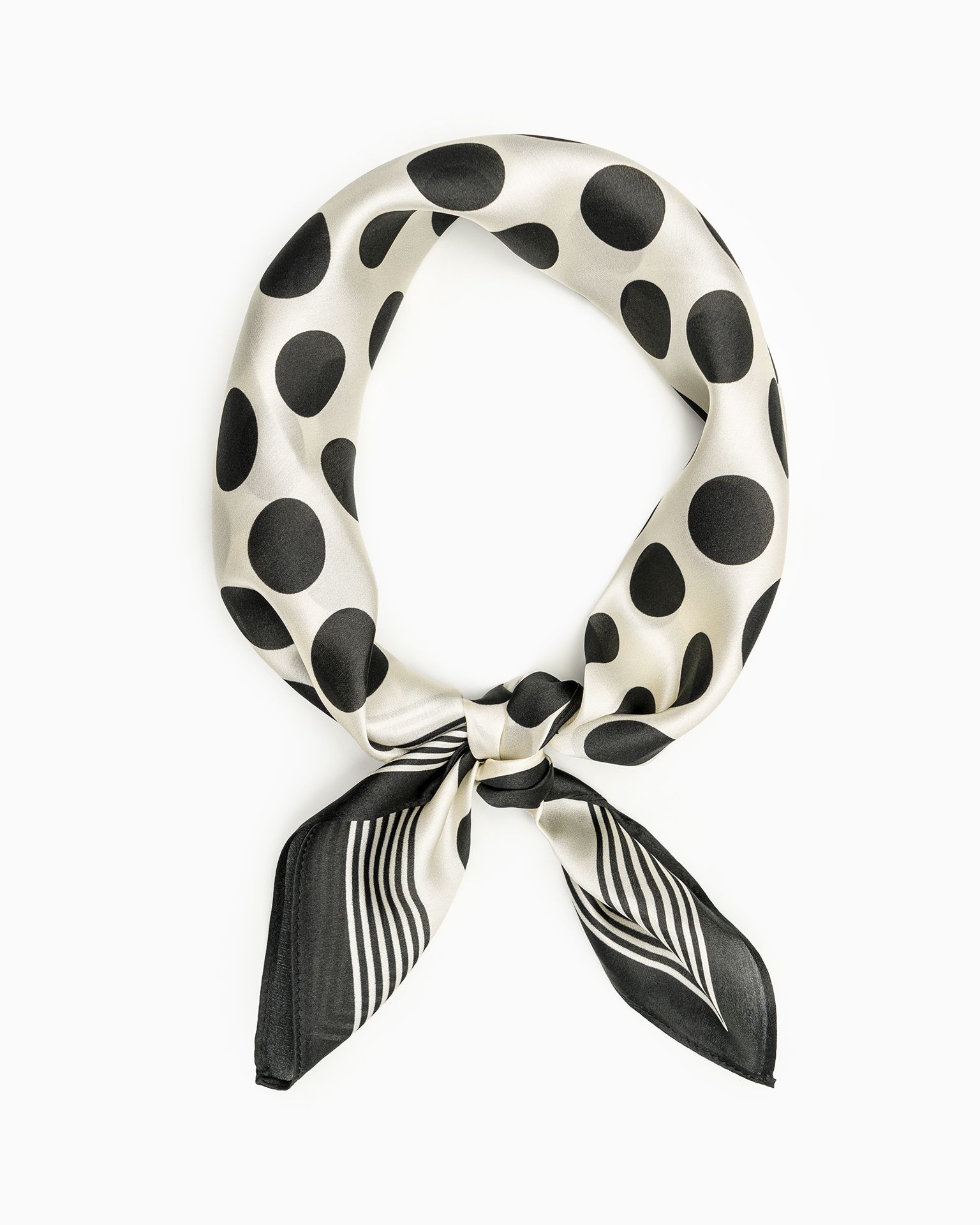 Apaszka jedwabna w grochy