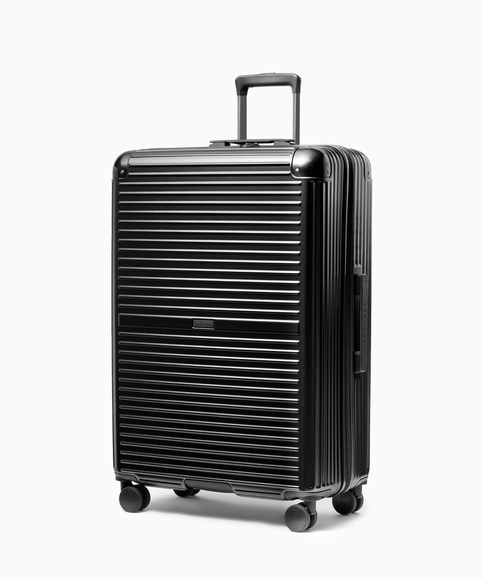 Walizka duża na kółkach z aluminiowymi narożnikami czarna