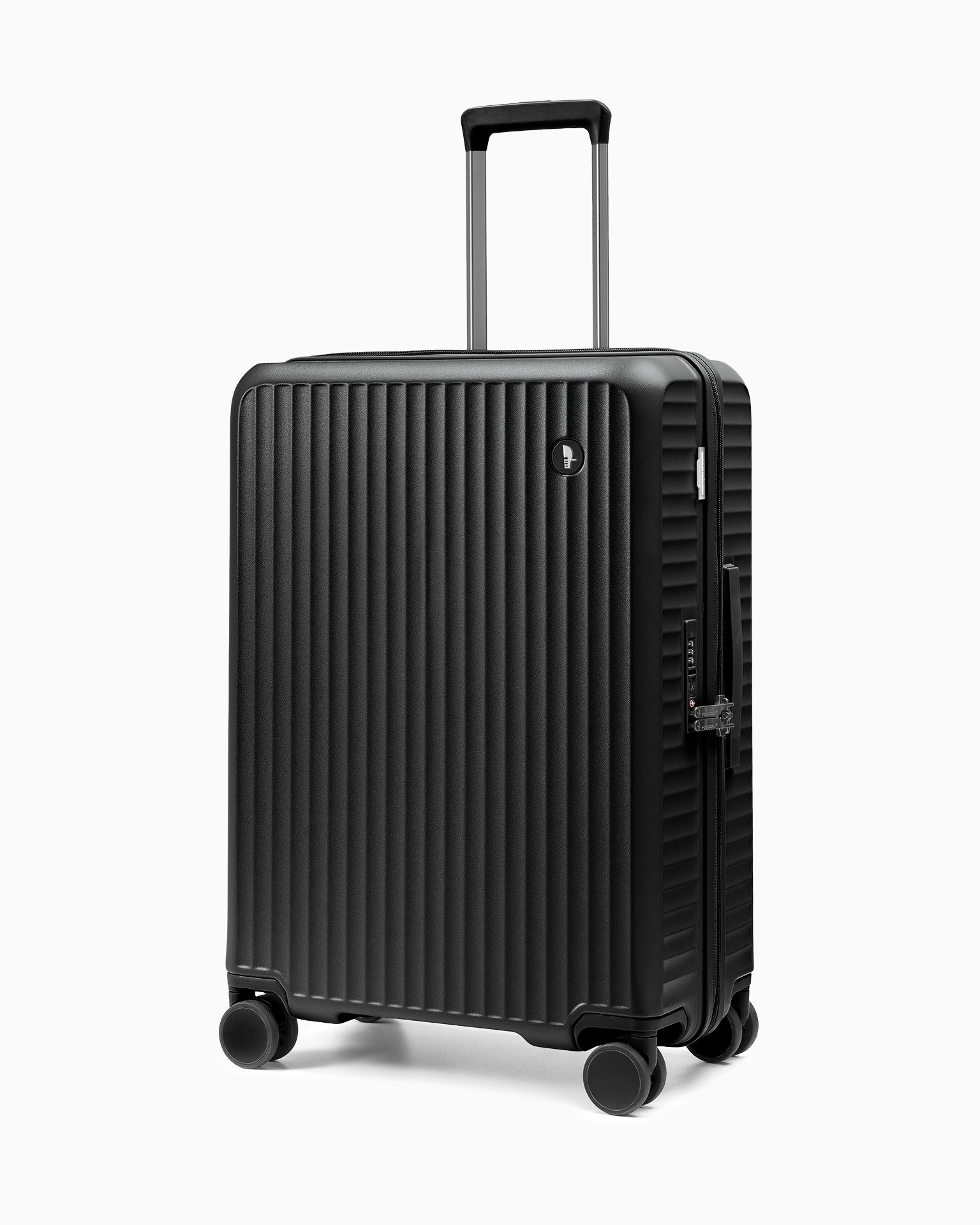 Walizka średnia z poliwęglanu na czterech kołach czarna