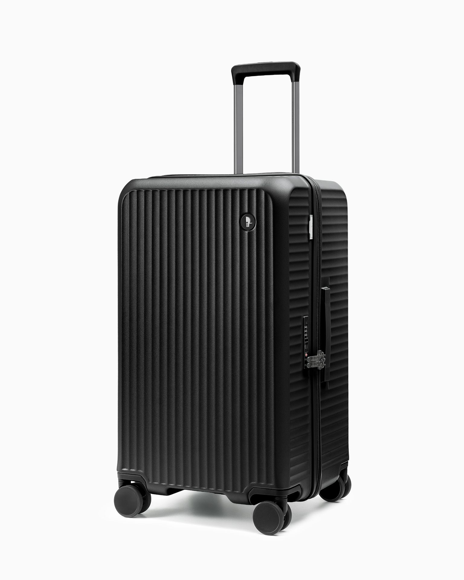 Walizka średnia trunk z poliwęglanu na czterech kołach czarna