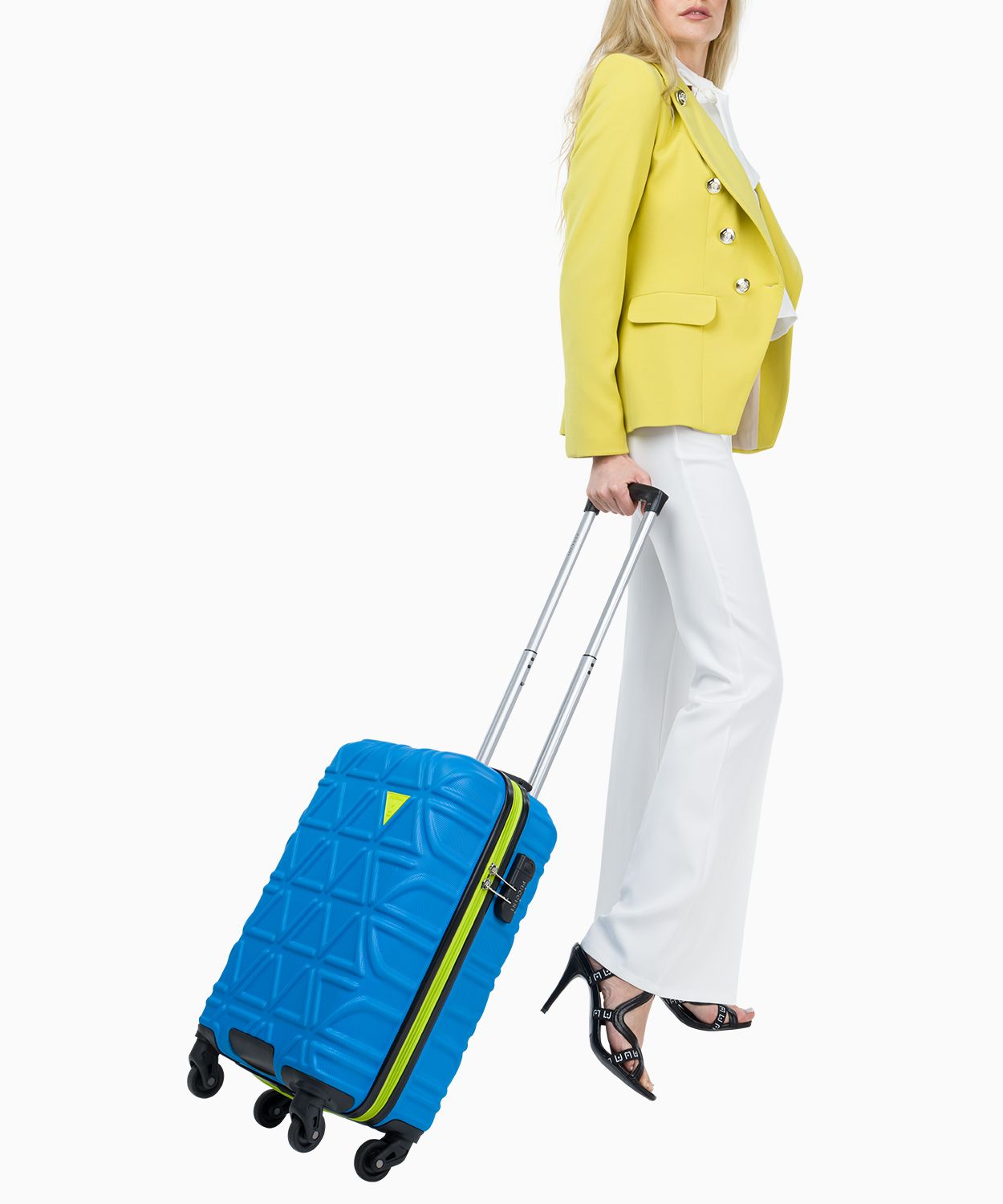 Kabinowa niebieska walizka z kontrastowym wykończeniem