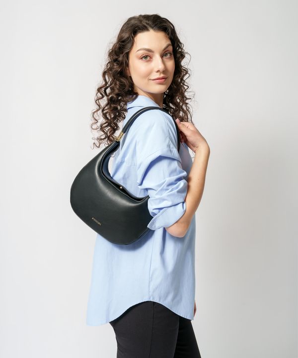 Nowoczesna torebka do noszenia na cztery sposoby czarna