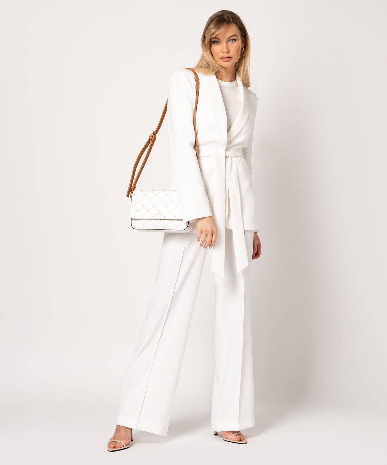 Usztywniana logowana torebka damska listonoszka biała