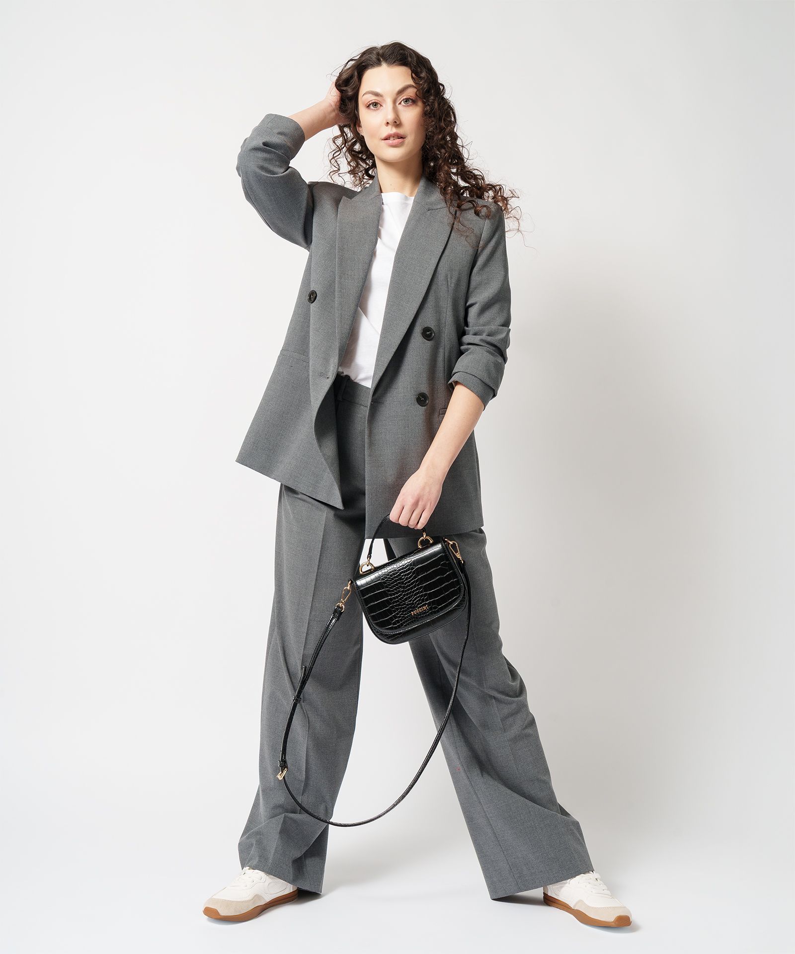 Elegancka mała torebka crossbody czarna