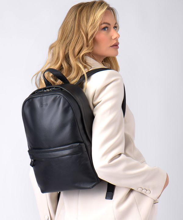 Skórzany plecak czarny