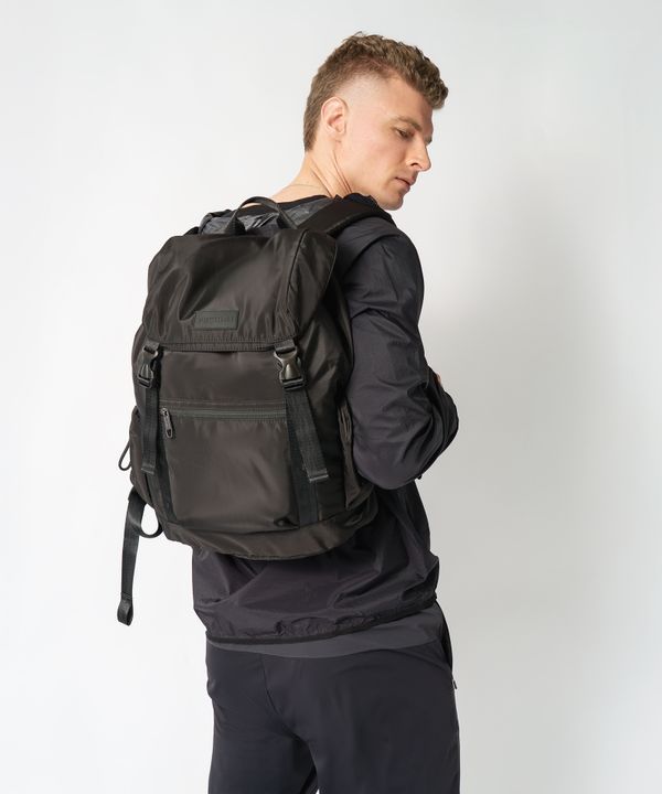 Plecak miejski z kieszenią na laptopa czarny