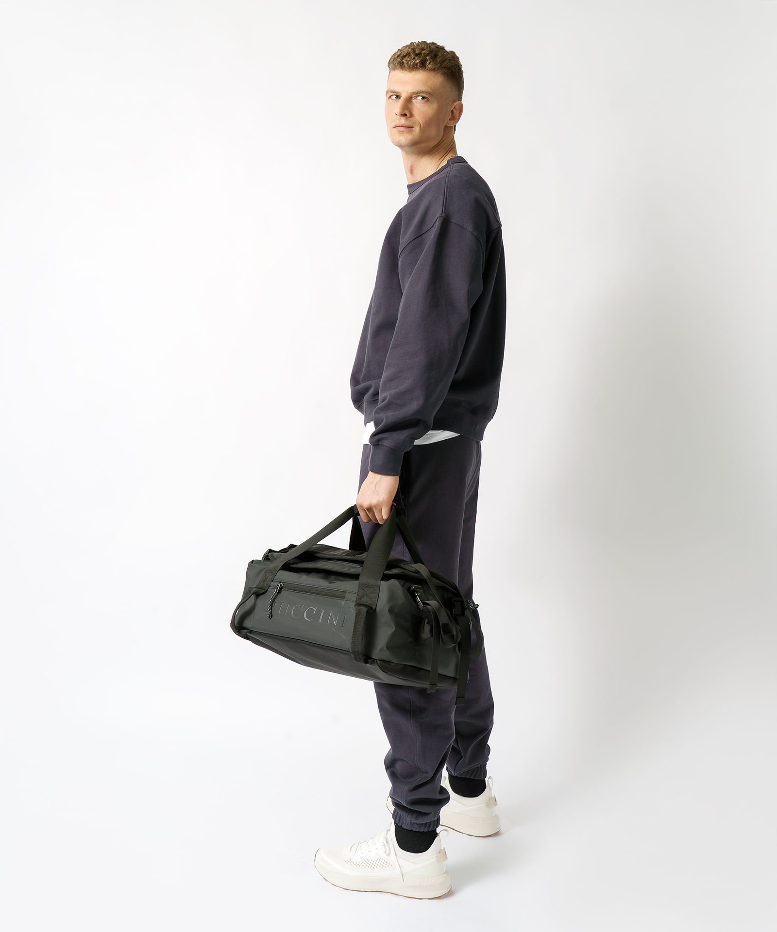 Torba podróżna z funkcją plecaka 2w1 czarny rozmiar S