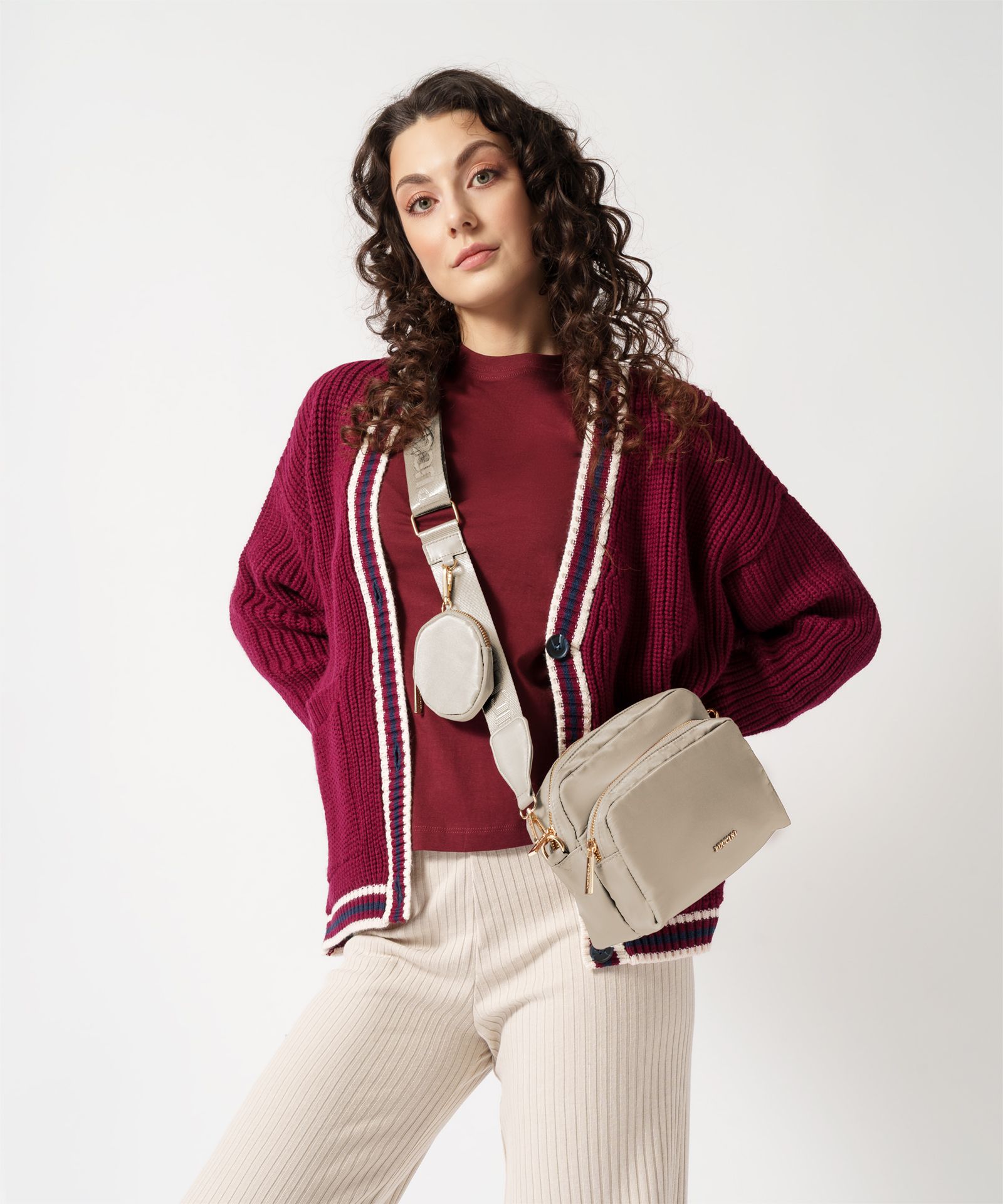 Torebka na szerokim pasku z saszetką beżowa