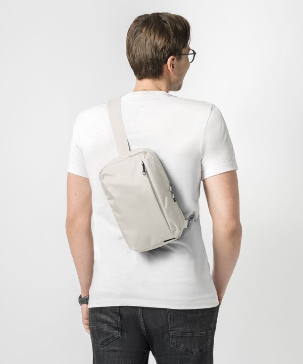 Plecak na jedno ramię sling bag beżowy