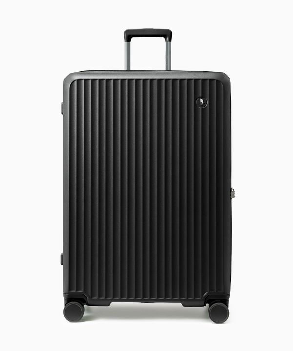 Walizka duża z poliwęglanu na czterech kołach czarna