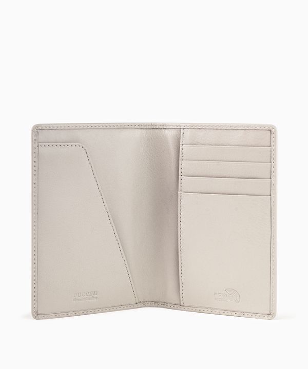 Skórzane etui na paszport beżowe