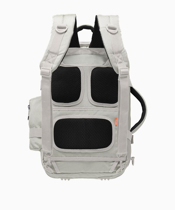 Plecak wielofunkcyjny do samolotu z systemem RFID beżowy